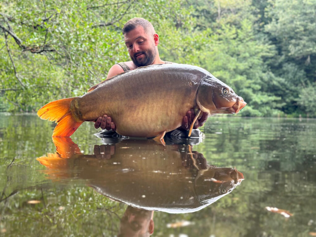 Bears_Lake_All_inclusive_Carp_Photo_carp_fishing_in_france