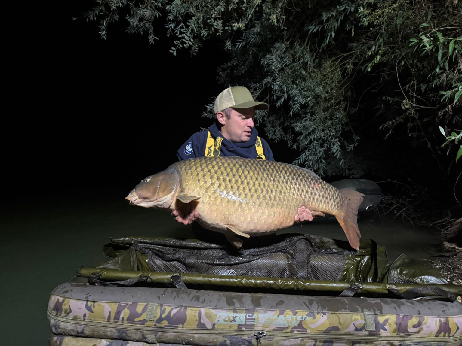 9 French Lakes for Big Carp – Chasing 70lb+ Giants 🎣