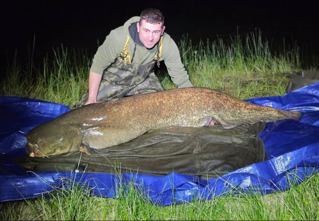 Catfish and carp fishing in France, Beaurepaire