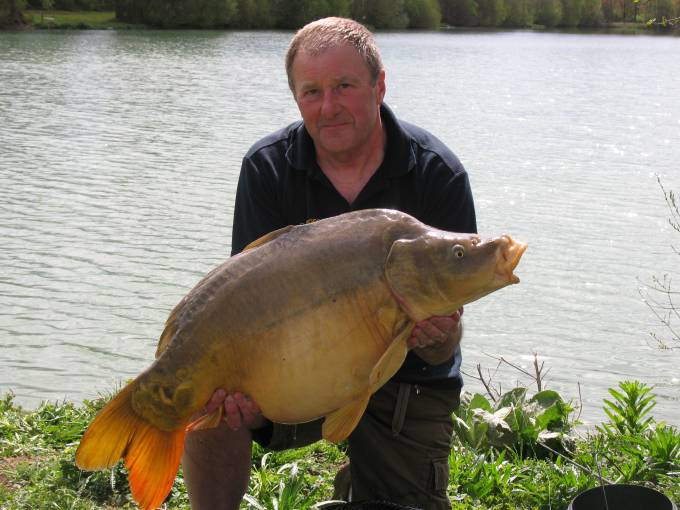 32lb 4oz mirror carp