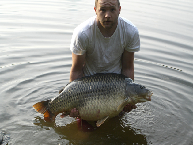 big carp fishing france
