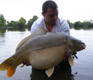 carp fishing holiday france