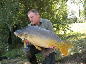 big carp fishing france