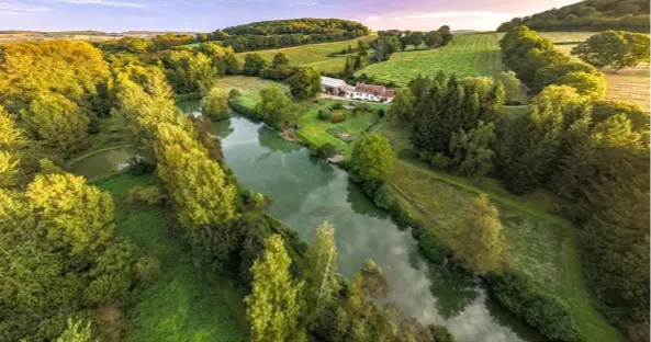 Big Carp Fishing Lakes