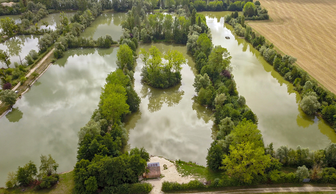 Lake photos photo 1 Le Repaire