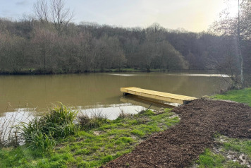 New Pontoon Installed in the Isle Corridor - 1