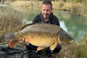 New Arrivals at Golden Carp Lake - 6