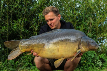 Bruno does a short session on Deux Iles - 3