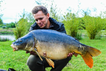 Bruno does a short session on Deux Iles - 1