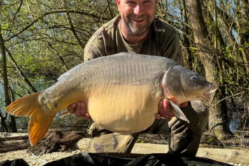 Big girl on the bank - 2