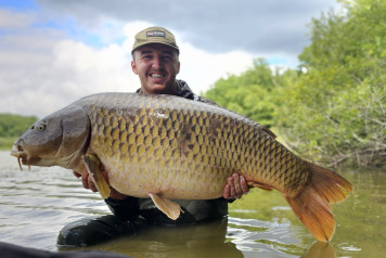 2 anglers, 48 carp! - 2