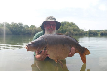 A review from Colin Balment, - 4