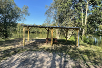 More work to island - 2