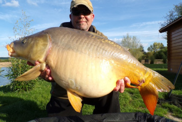 â˜…â˜…â˜… Deux Ã®les report to 8 April â˜…â˜…â˜… - 3