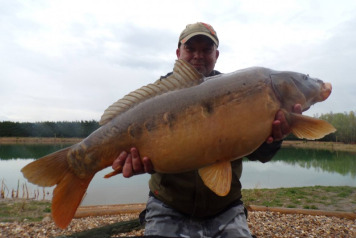 â˜…â˜…â˜… Deux Ã®les report to 9 avril â˜…â˜…â˜…  - 6