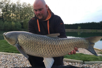 â˜…â˜…â˜… Deux Ã®les report to 8 April â˜…â˜…â˜… - 2