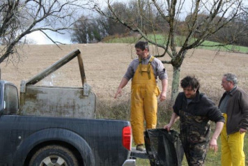 21 x 30lb+ carp stocked - 1