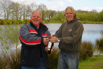 'Big Bazza' does it for 'Big Baz'!! - 2