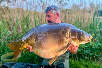 67LB 12OZ/ 30.8KG! - 1