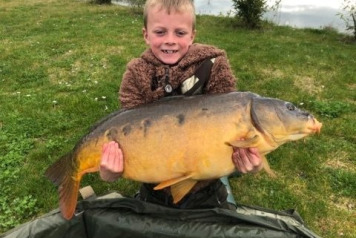 â˜…â˜…â˜… Deux Ã®les report to 31st March â˜…â˜…â˜… - 1