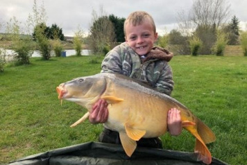 â˜…â˜…â˜… Deux Ã®les report to 31st March â˜…â˜…â˜… - 2