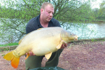 Rare fish grace the bank!! - 3