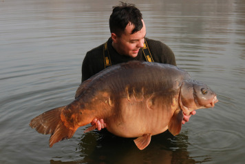 A New Lake Record Mirror - 1
