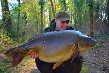 Ben Austin Stops Off at Vaumigny - 2