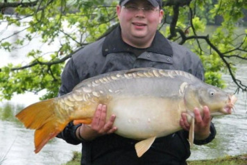 Carp catching madness at Vincons - 184 carp for 3,667lb! - 4