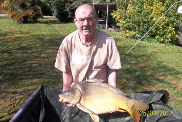 A Day's Fishing at Lillybelle - 6