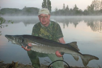 Fantastic Laroussi catch! - 2