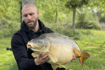 GRASSIES, MIRRORS, AND PB'S! - 1