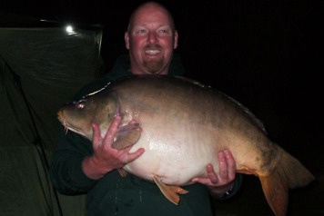 Roger Hemming Sets New Lake Record Mirror - 43.10! - 3