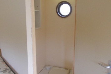 Floating Cabin Finished! - 4