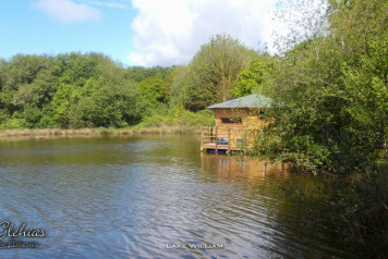 Cabin Now Moored in Stump Lagoon! - 6