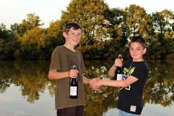 Smiling Moggy Makes Charlies Day! - 4