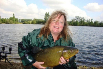 Laroussi tench is a new French record! - 1