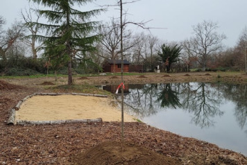 SOME FRESH NEWS FROM OLD OAKS - 3