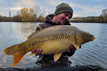 NEW ADDITIONAL STOCKING - 1