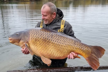 SOME FRESH NEWS FROM OLD OAKS - 1