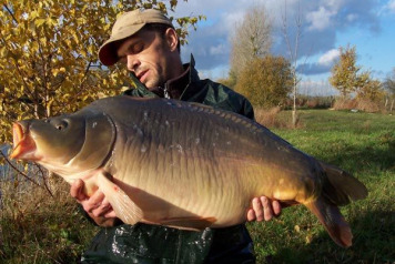 We have received the second stock of carp today. - 3