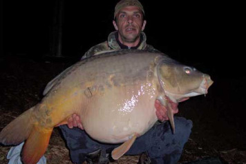 Angling Lines Specials tempt 48lb Mirror at Laroussi! - 1
