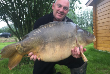 â˜…â˜…â˜… Deux Ã®les report to 28 may â˜…â˜…â˜… - 1