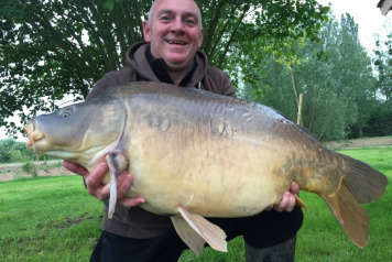 â˜…â˜…â˜… Deux Ã®les report to 28 may â˜…â˜…â˜… - 3