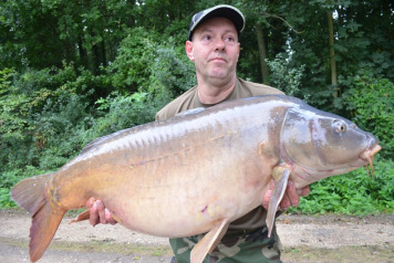 Team Richworth Bulgaria Fish Vaumigny - 3