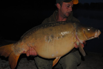 A Superb Catch on Swim 4 - 3