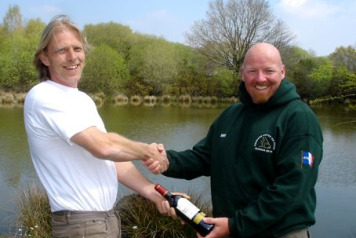 Roger Hemming Sets New Lake Record Mirror - 43.10! - 1