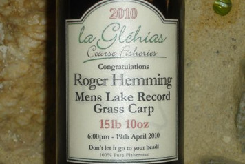 Roger Hemming Sets New Lake Record Grass Carp!!! - 2