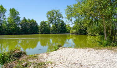 Lake photos photo 2 Le Repaire