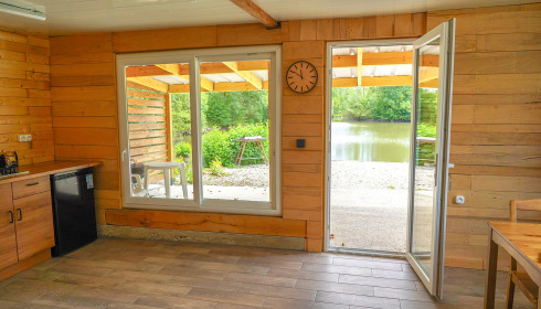Le Repaire, Carp Fishing France with Lodge, accommodation photo 5